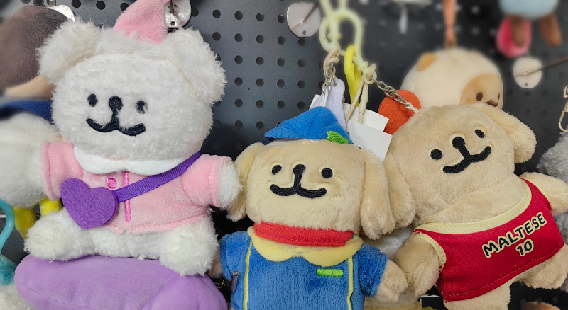 线条小狗IP绒毛衍生品